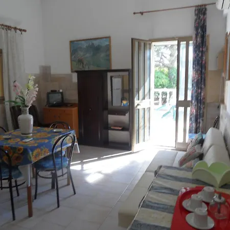 Apartment Azienda Agrituristica Masseria Campi